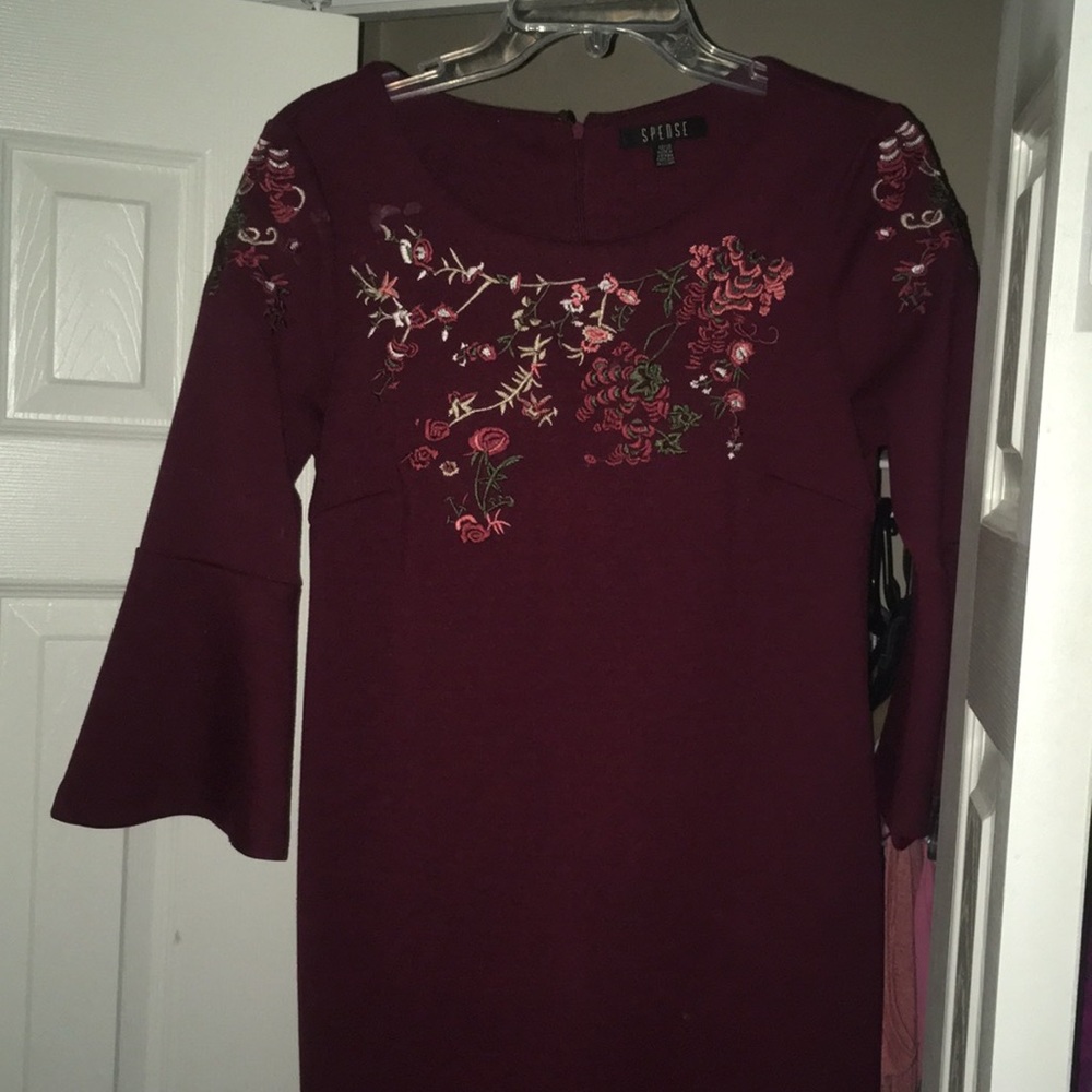 Floral bell sleeve dress!